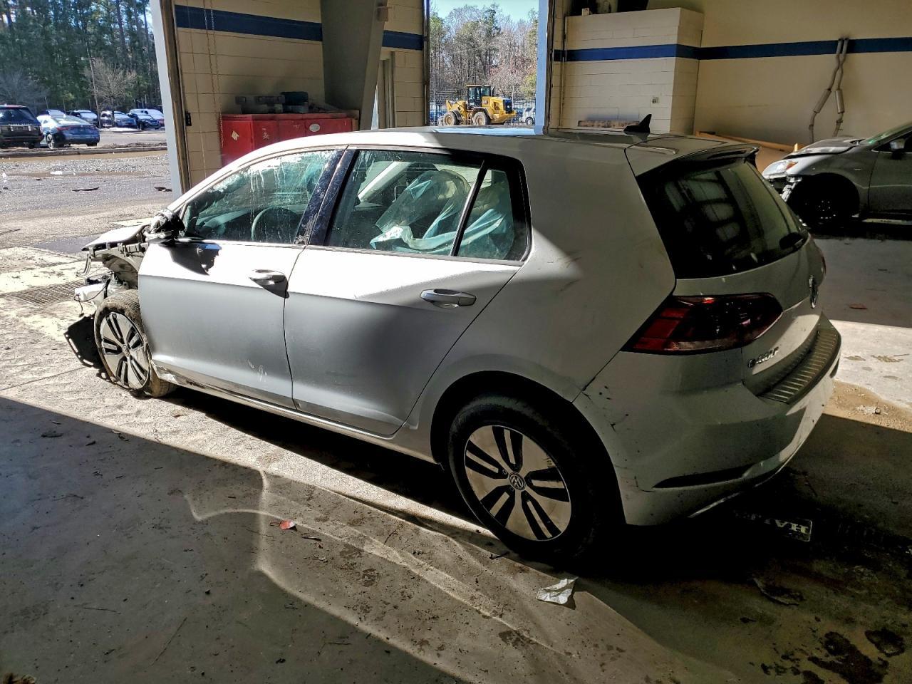 2019 Volkswagen E-Golf Se - Фото 2