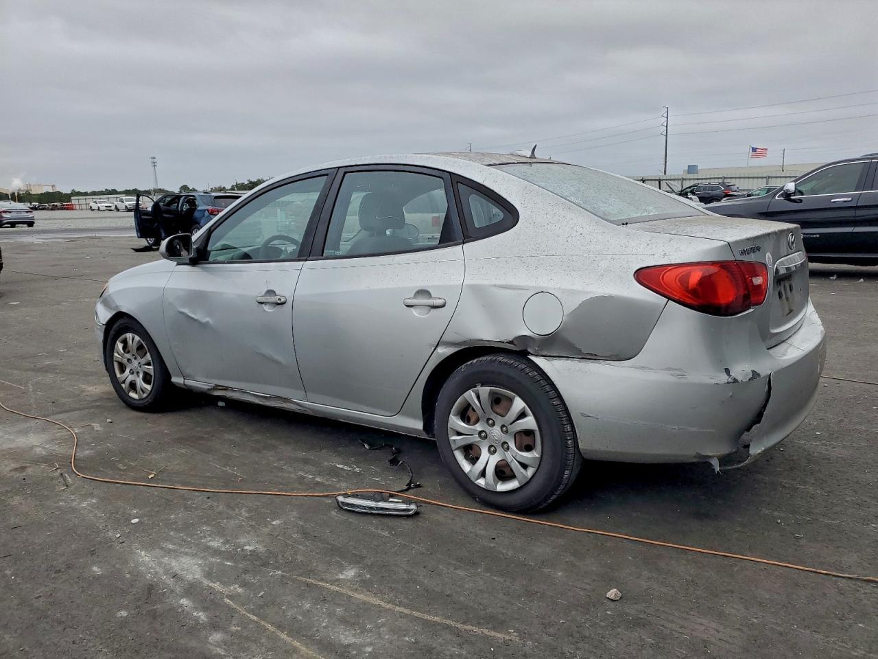2010 Hyundai Elantra Blue - Фото 2