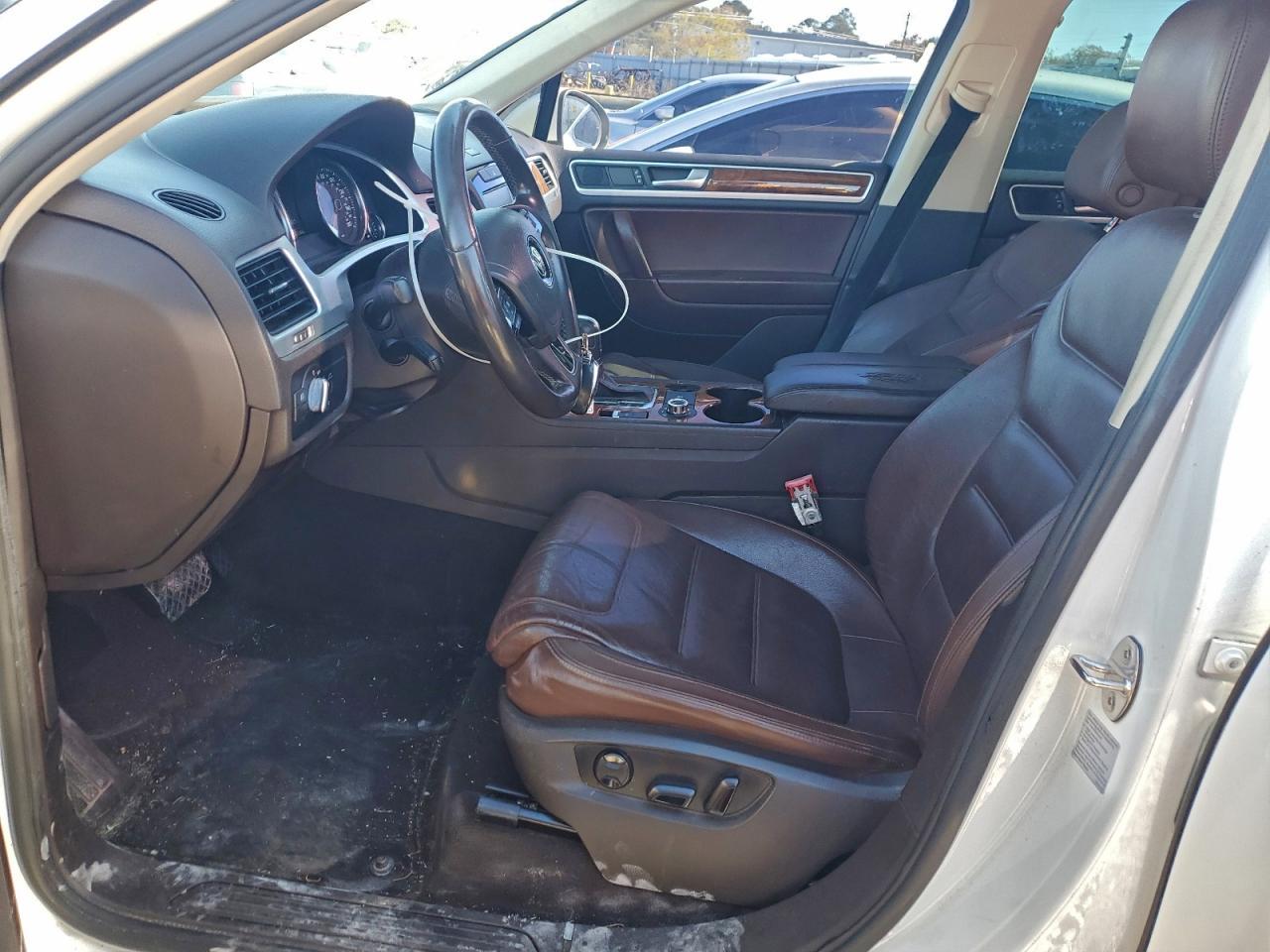 2013 Volkswagen Touareg V6 - Фото 7