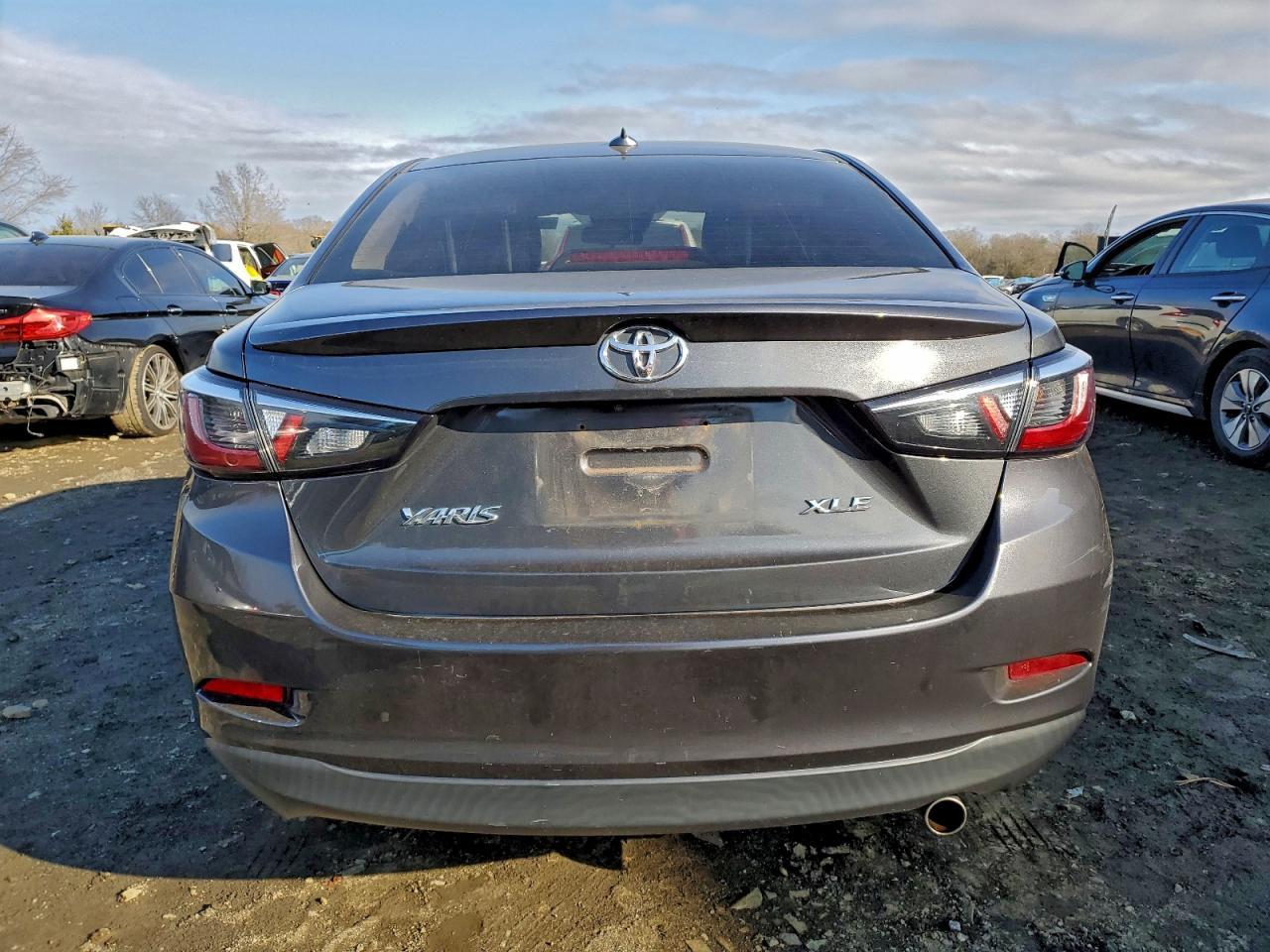 2019 Toyota Yaris L - Фото 6