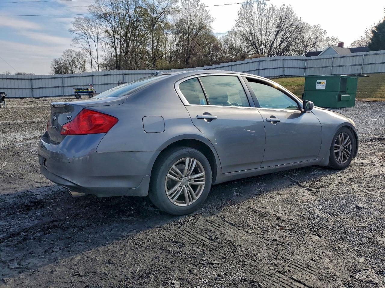2013 Infiniti G37 Sedan Journey - Фото 3