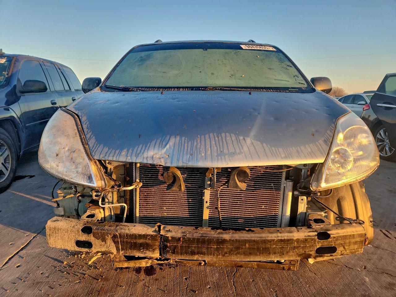 2009 Toyota Sienna Ce - Фото 5