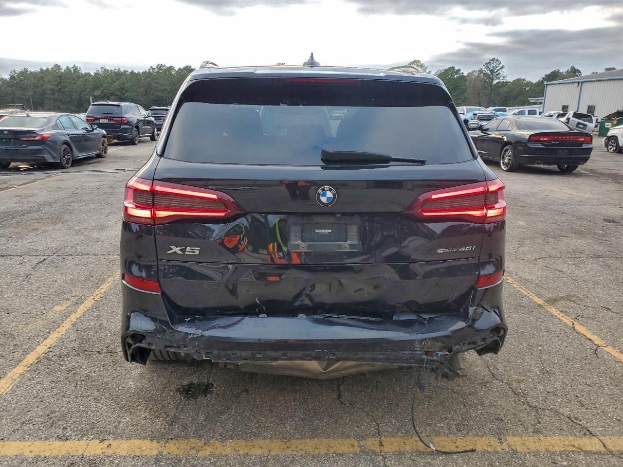 2022 BMW X5 Sdrive 40I - Image 6