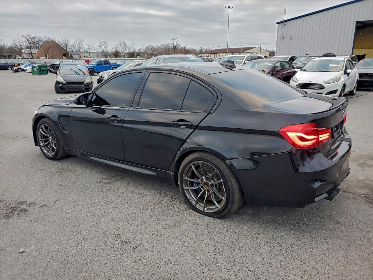 2018 BMW M3 - Фото 2