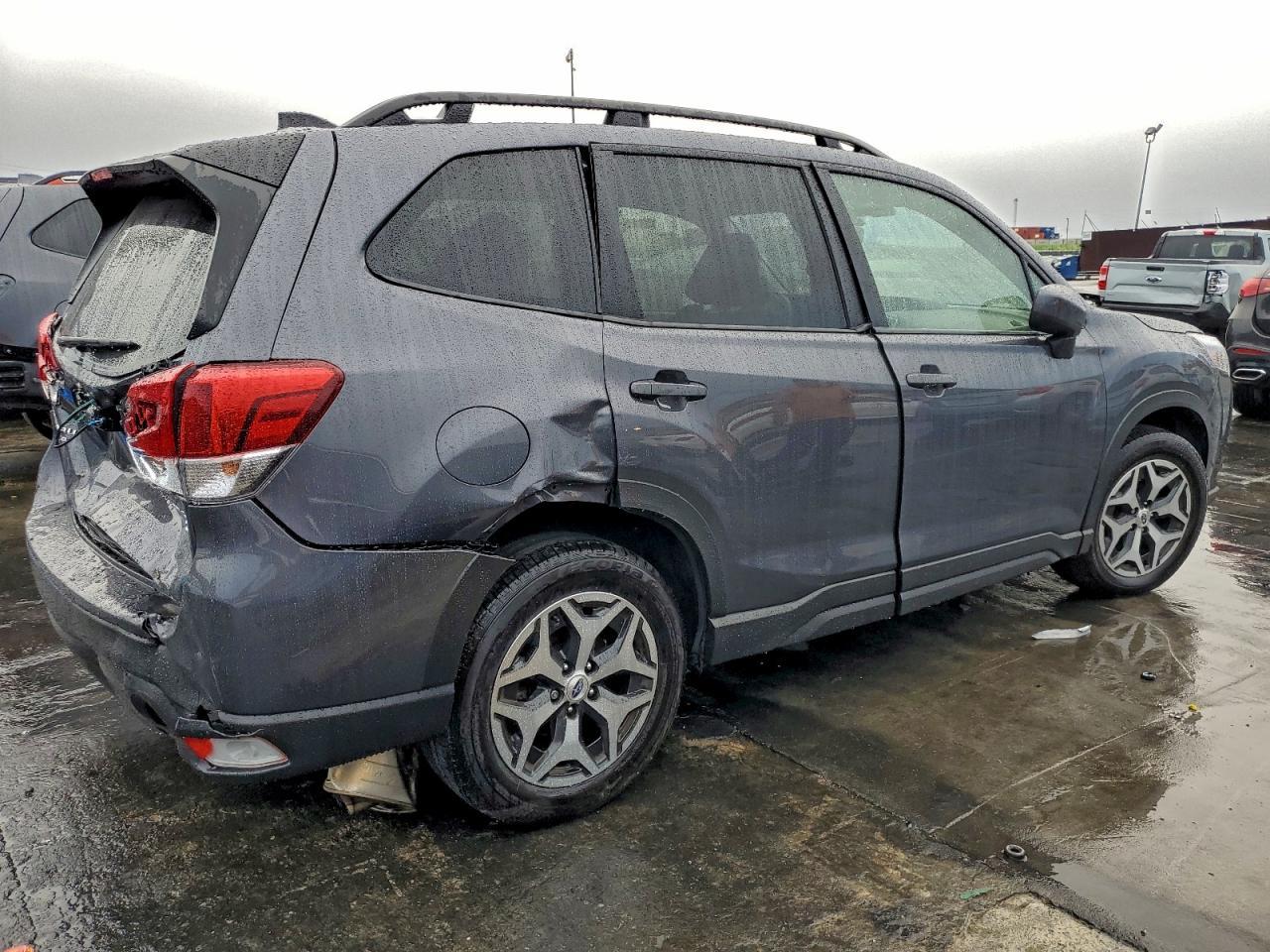 2024 Subaru Forester Premium - Фото 3