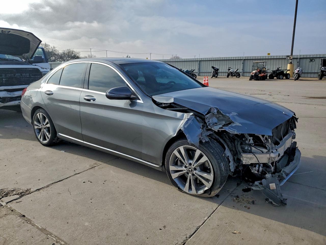 2018 Mercedes-Benz C 300 - Image 4