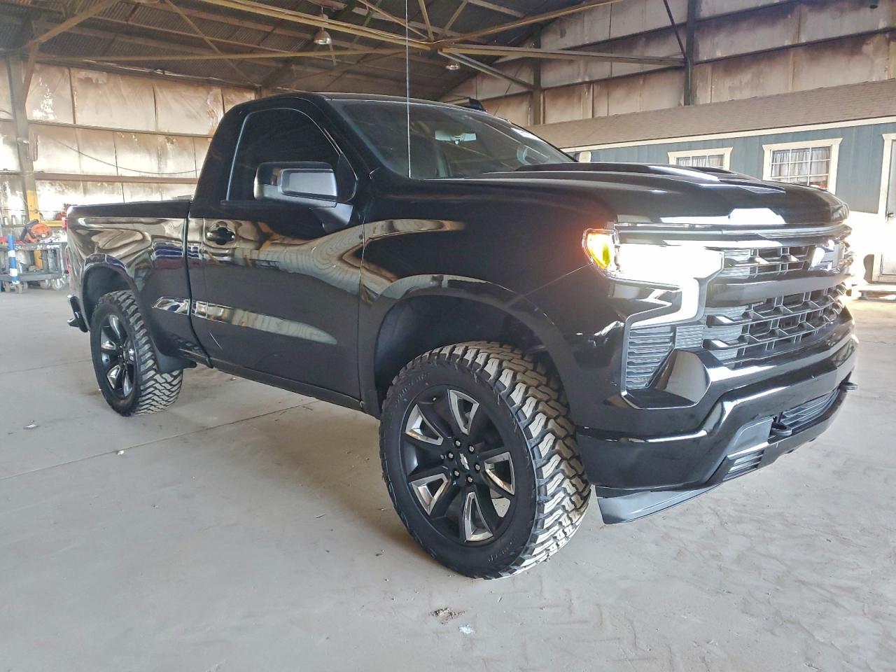 2024 Chevrolet Silverado C1500 - Image 4