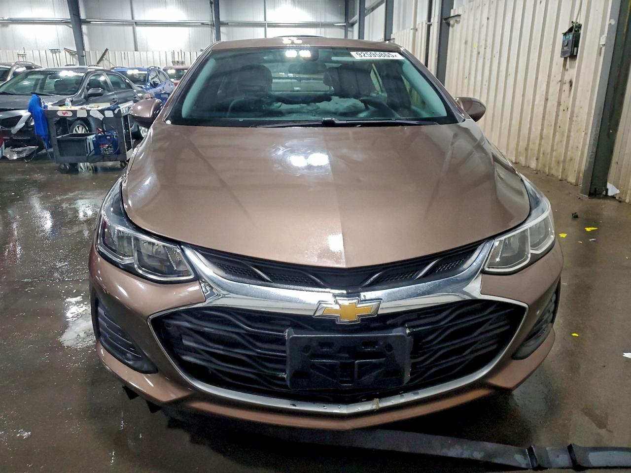 2019 Chevrolet Cruze Ls - Фото 5