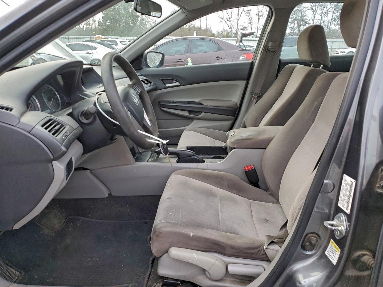 2010 Honda Accord Lx - Image 7