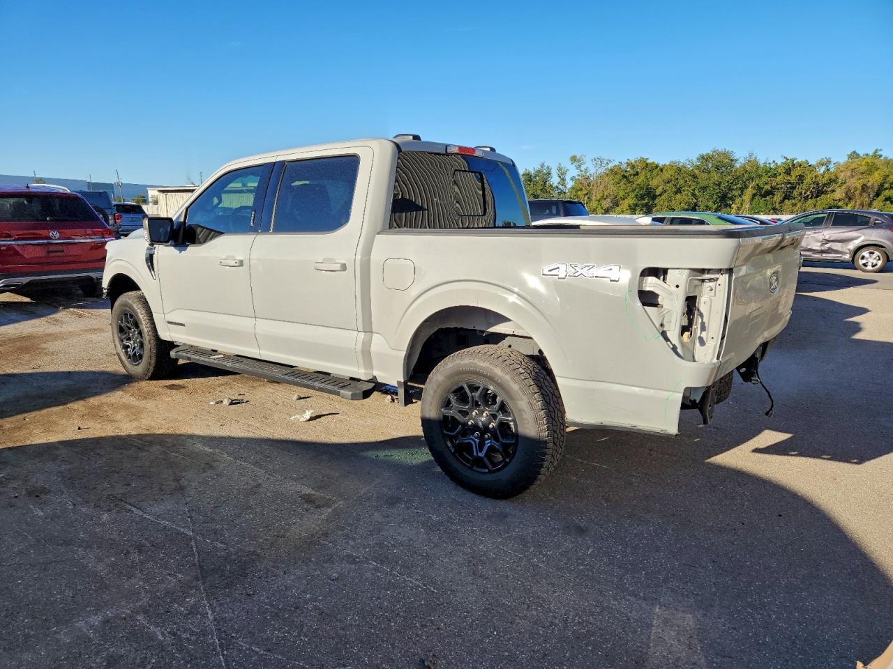 2024 Ford F150 Xlt - Фото 2