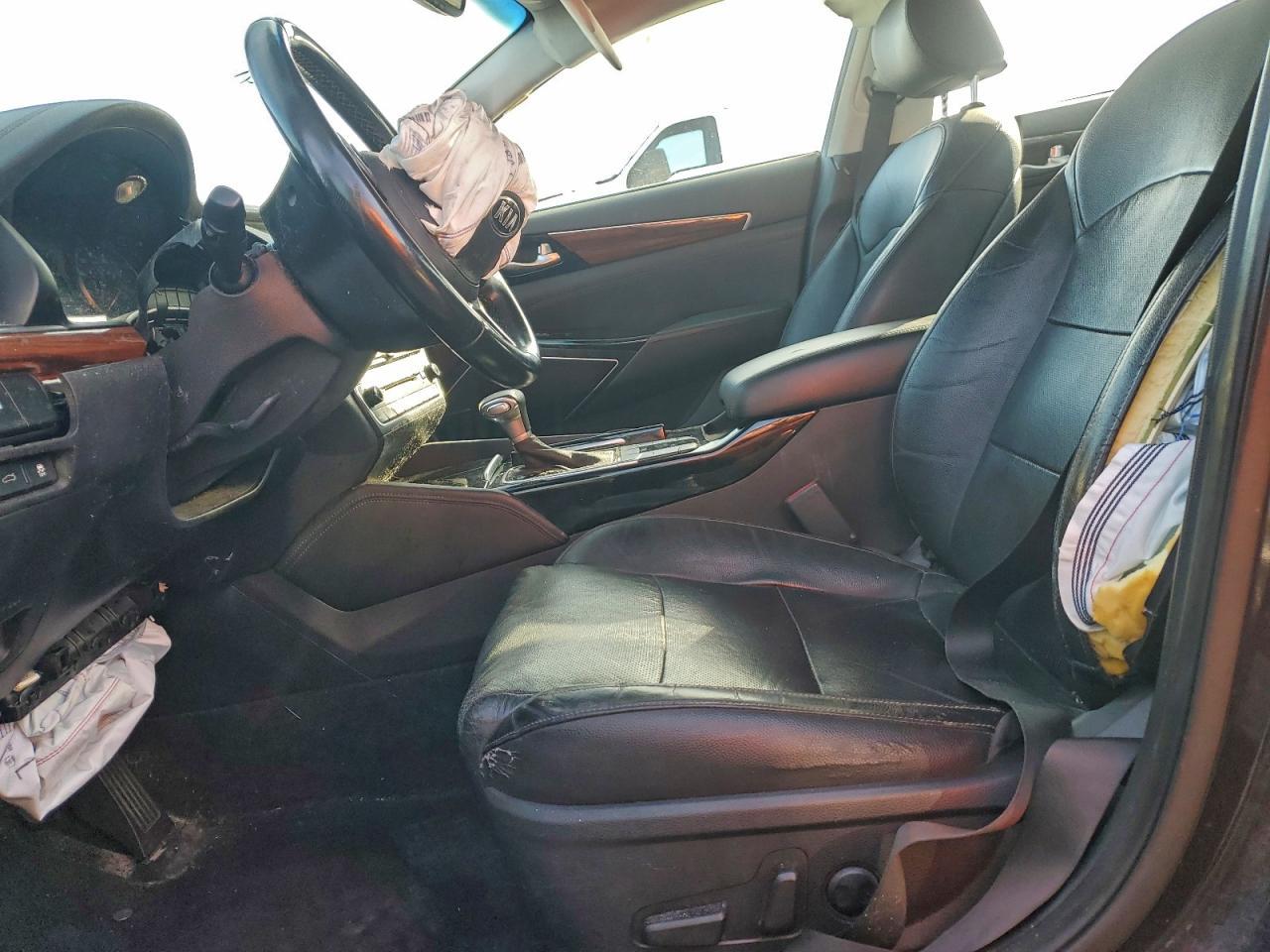 2017 Kia Cadenza Premium - Image 7