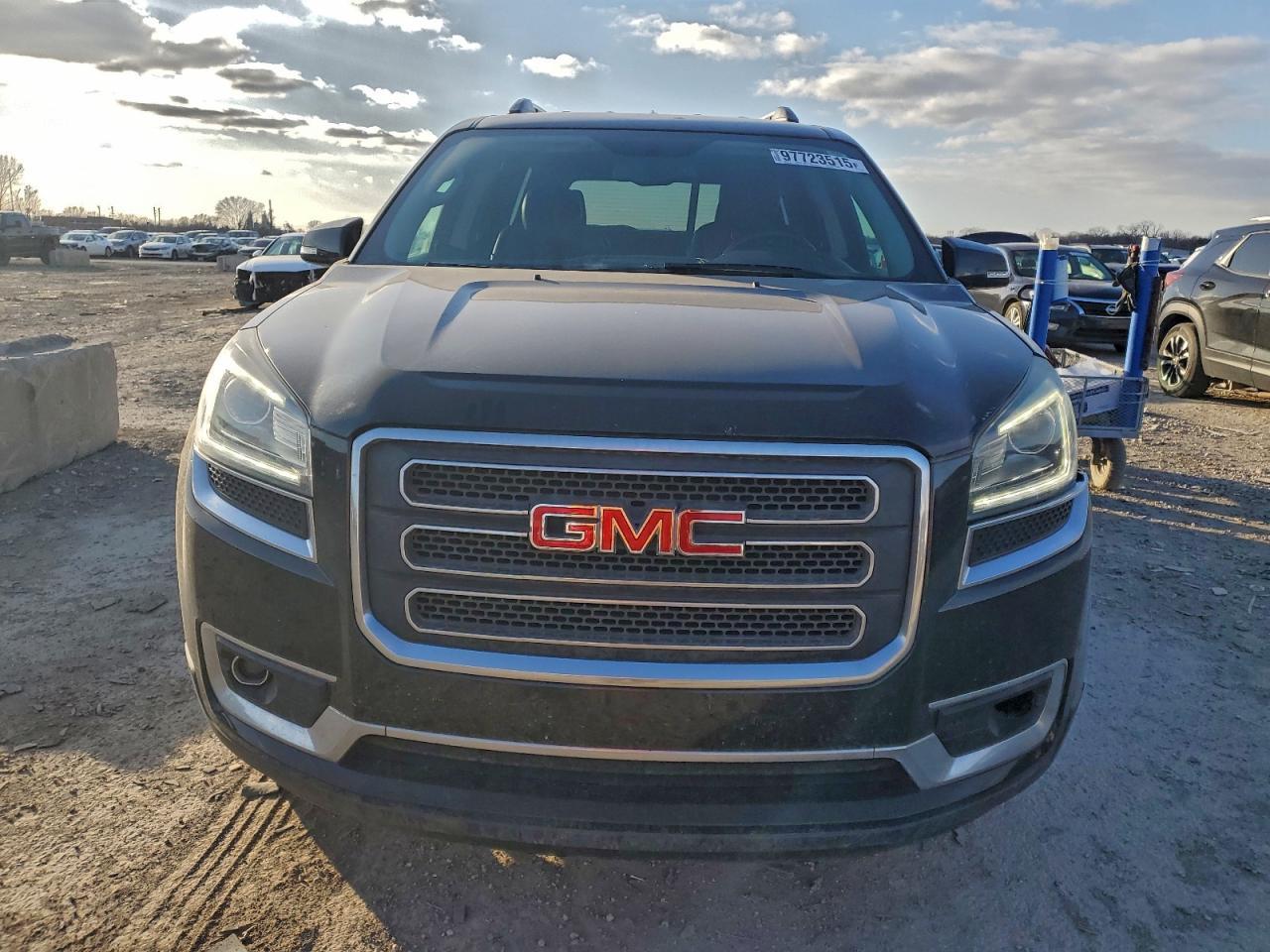 2013 GMC Acadia - Image 5