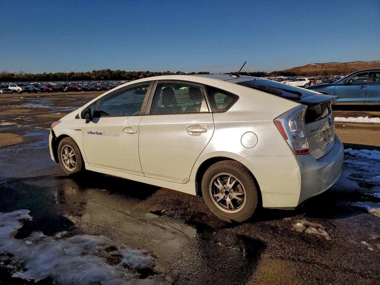 2010 Toyota Prius Ii - Фото 2
