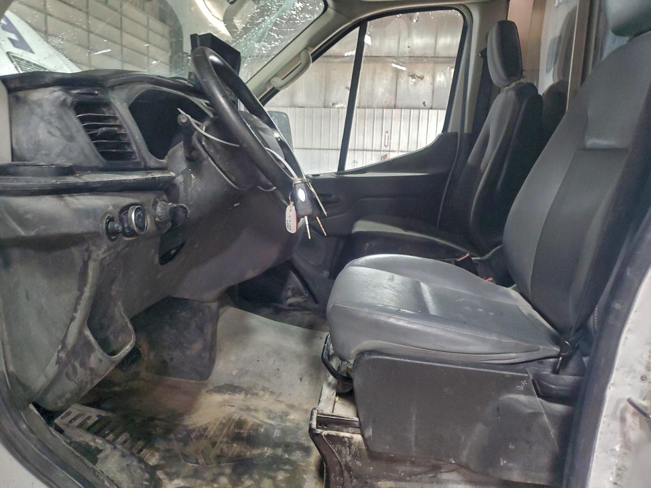 2020 Ford Transit T- - Delivery Van - Фото 7