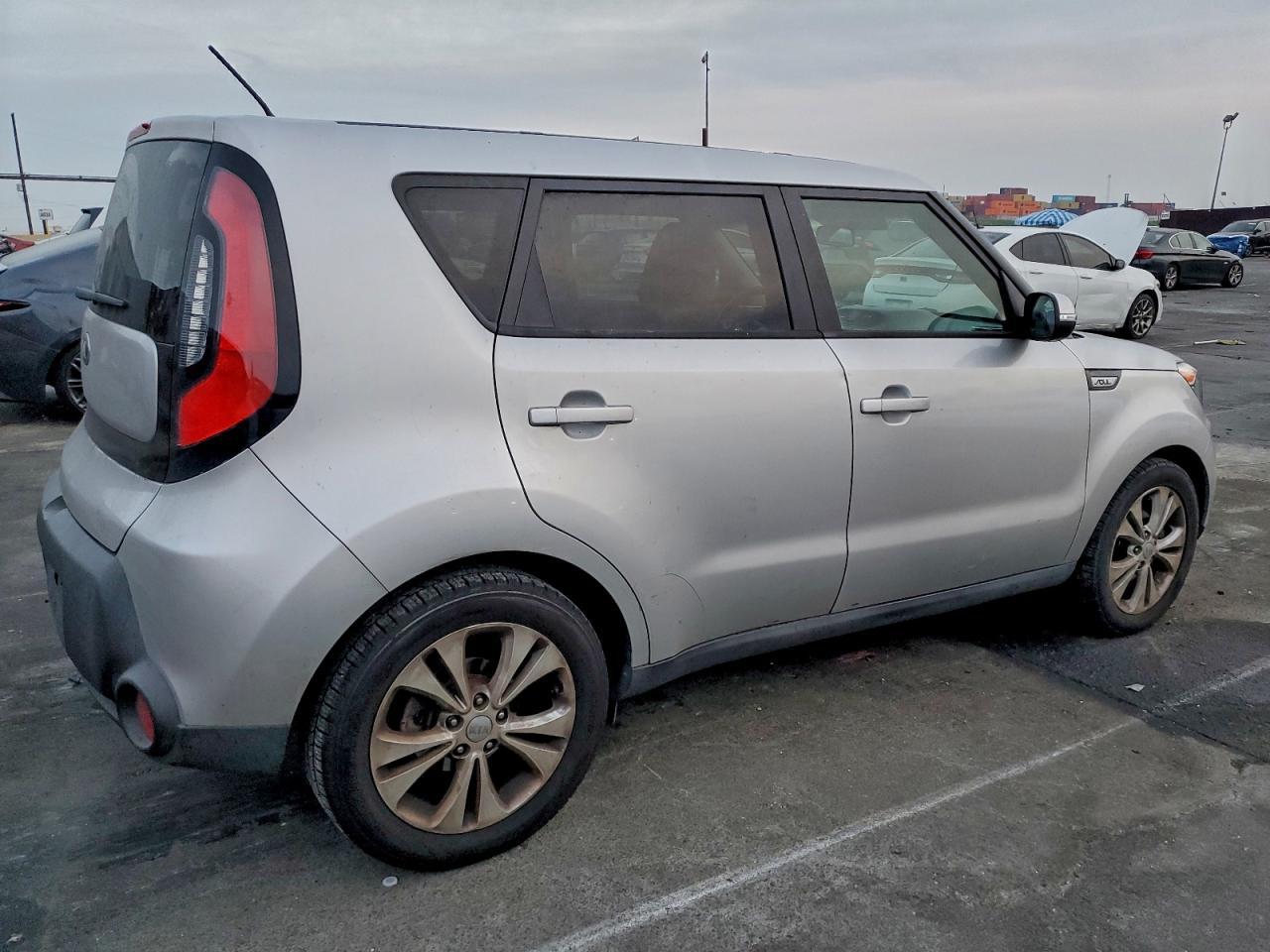 2014 Kia Soul + - Image 3