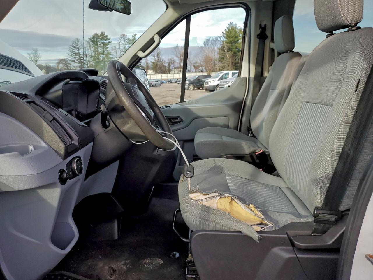2015 Ford Transit T-350 - Image 7
