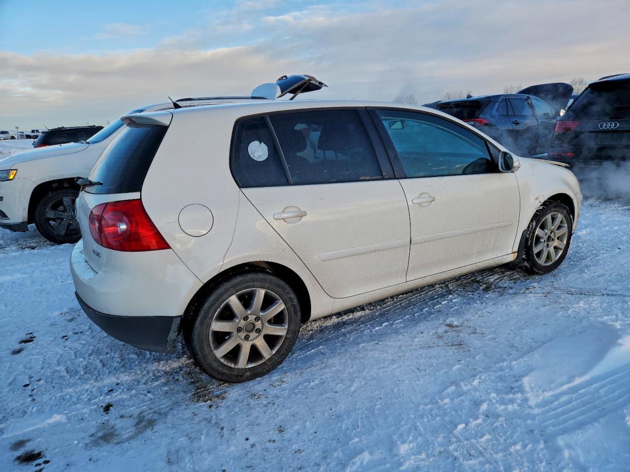 2008 Volkswagen Rabbit - Image 3