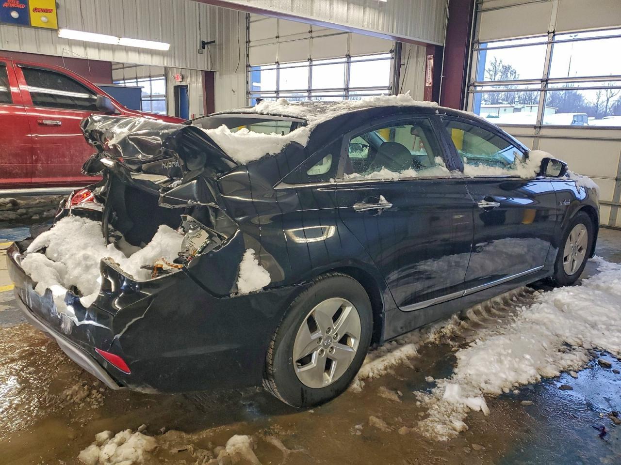 2012 Hyundai Sonata Hybrid - Фото 3
