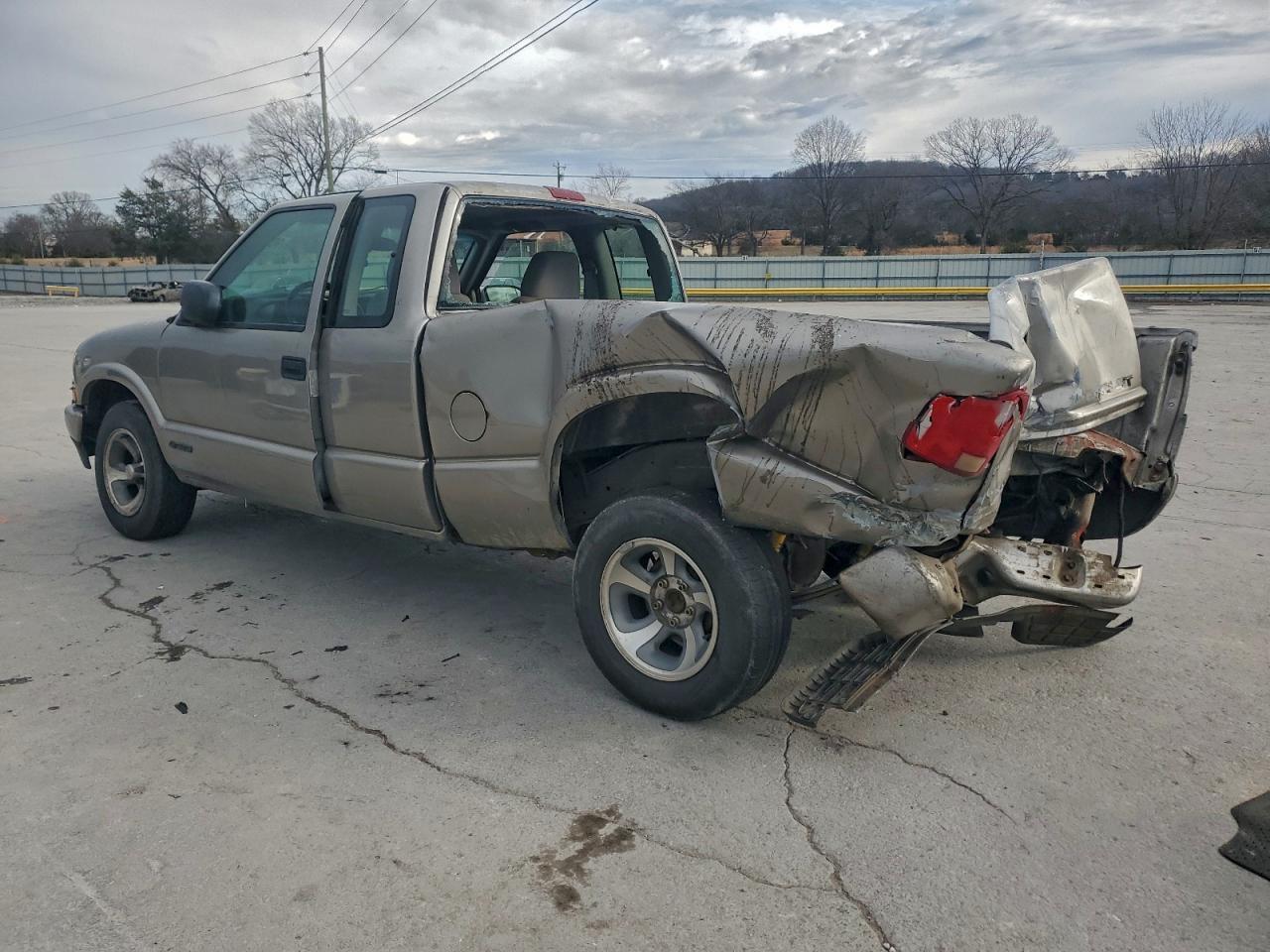 2003 Chevrolet S Truck S10 - Image 2