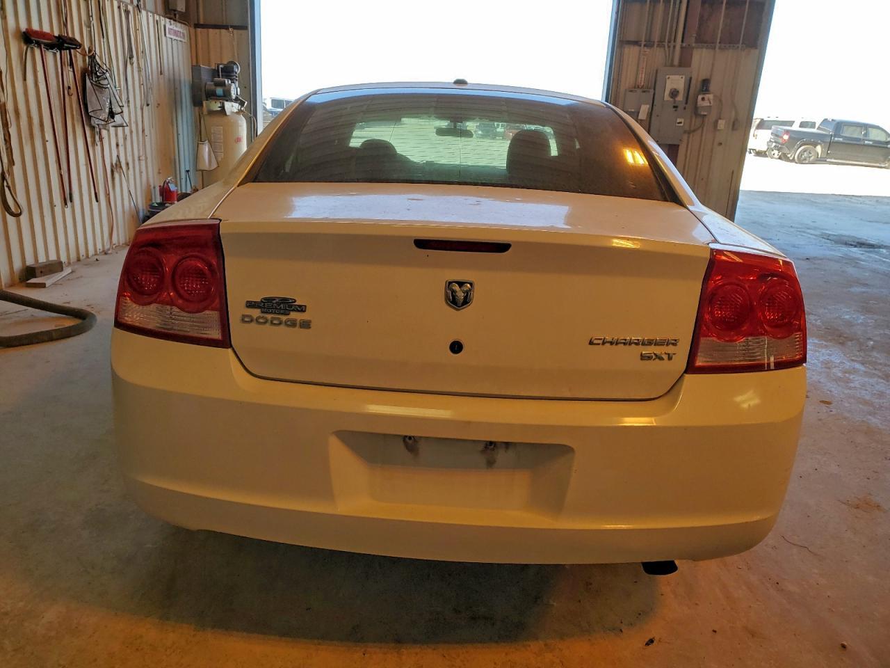 2010 Dodge Charger Sxt - Image 6