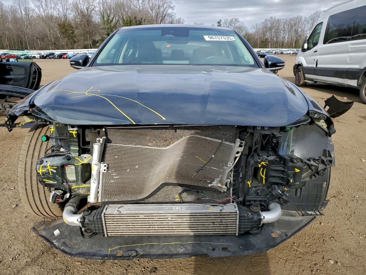 2023 Genesis G70 Base - Фото 5