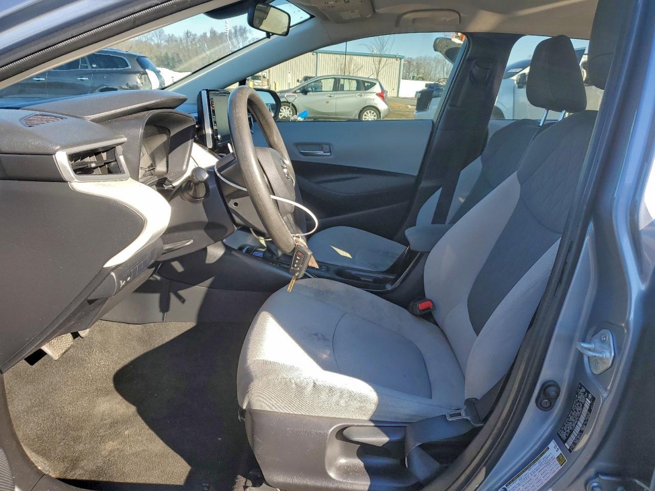 2020 Toyota Corolla Le - Фото 7