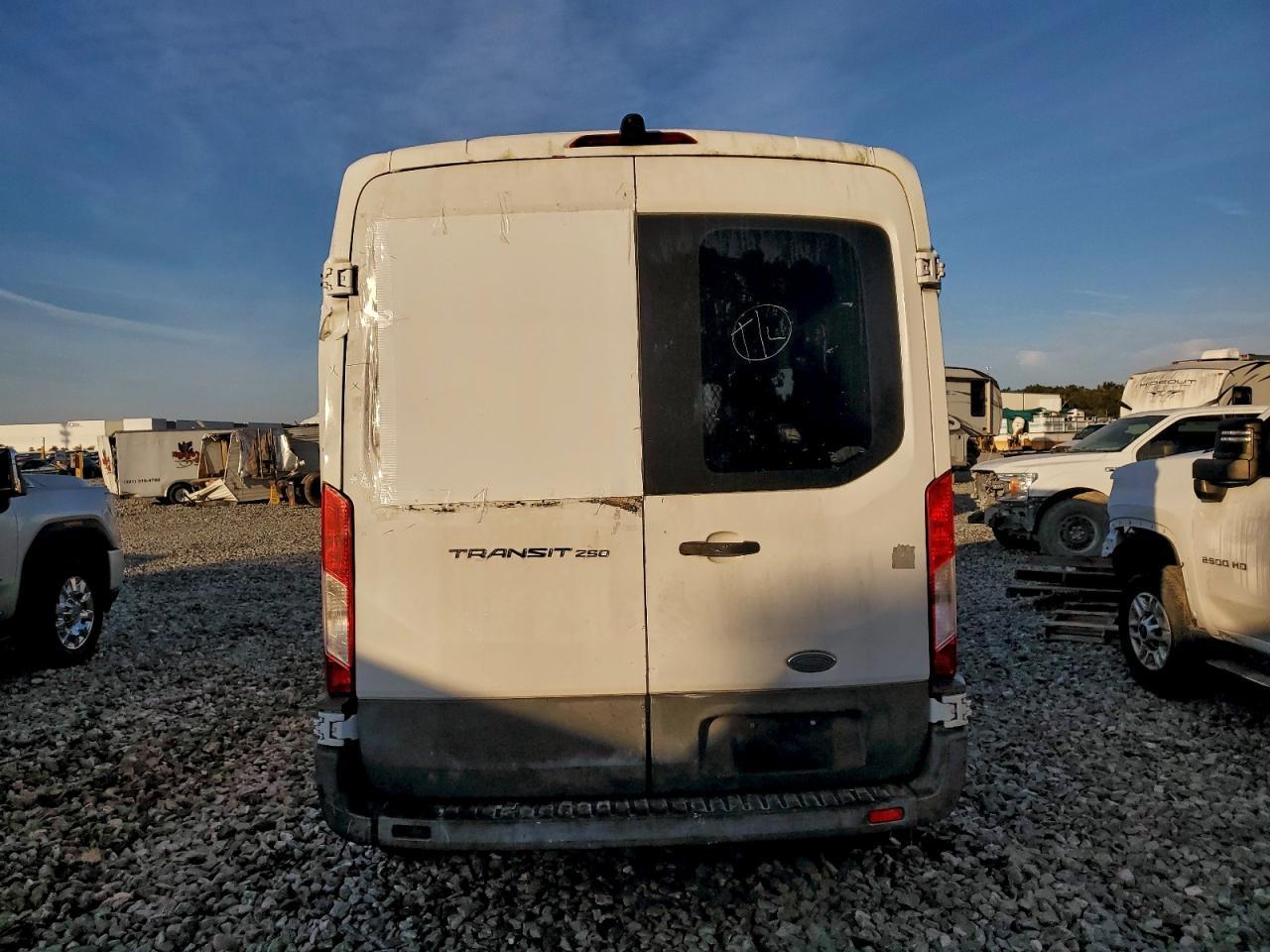 2015 Ford Transit T-250 - Image 6