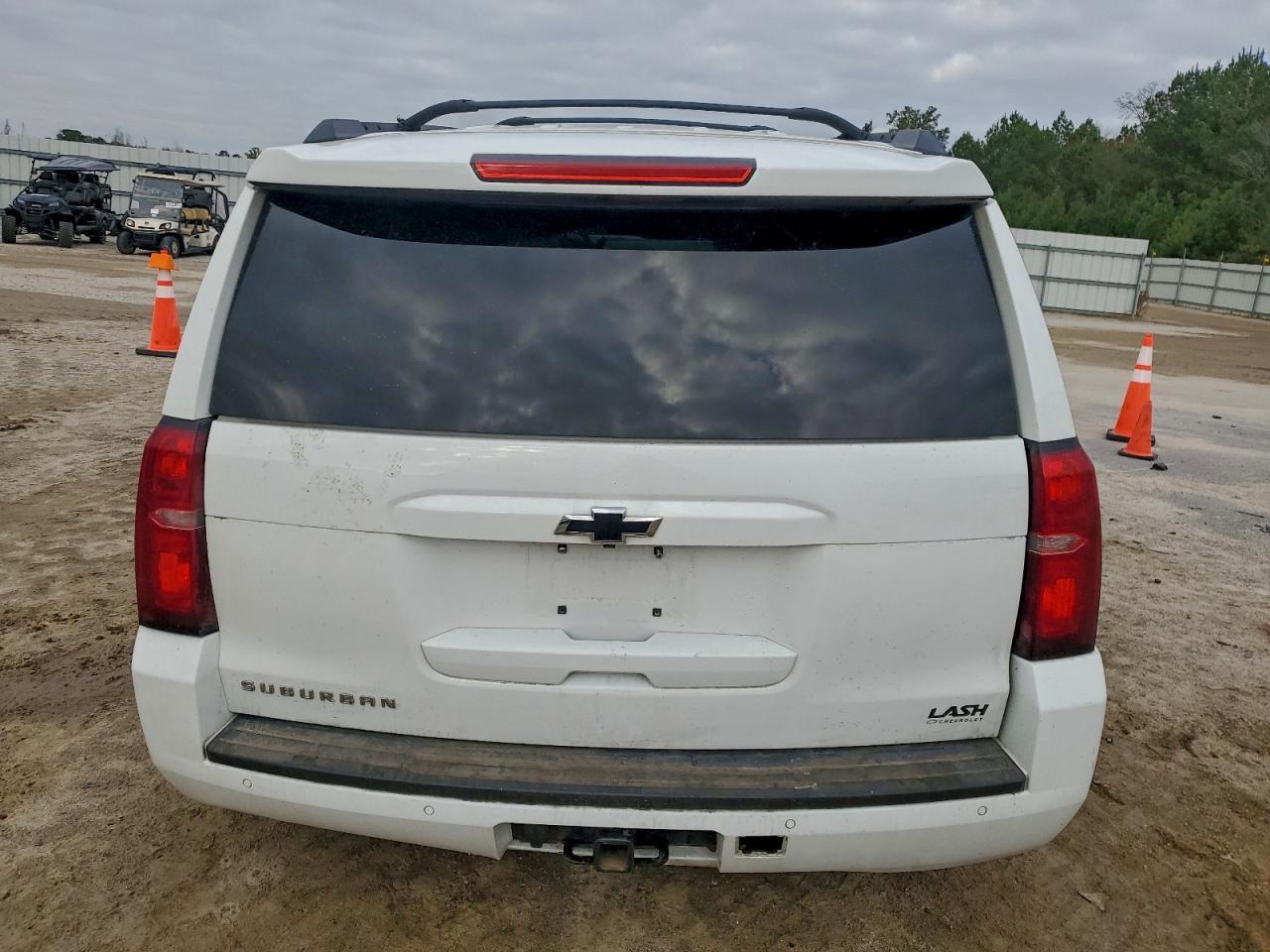 2017 Chevrolet Suburban K1500 Lt - Фото 6