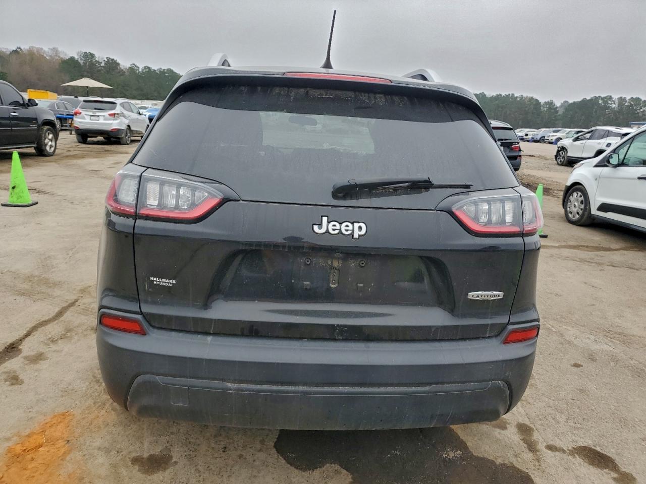 2019 Jeep Cherokee Latitude - Фото 6