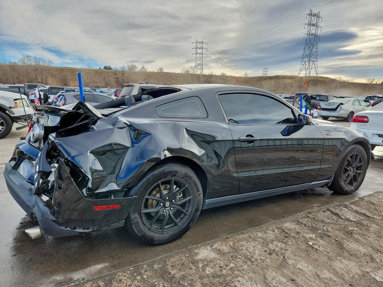 2011 Ford Mustang - Image 3