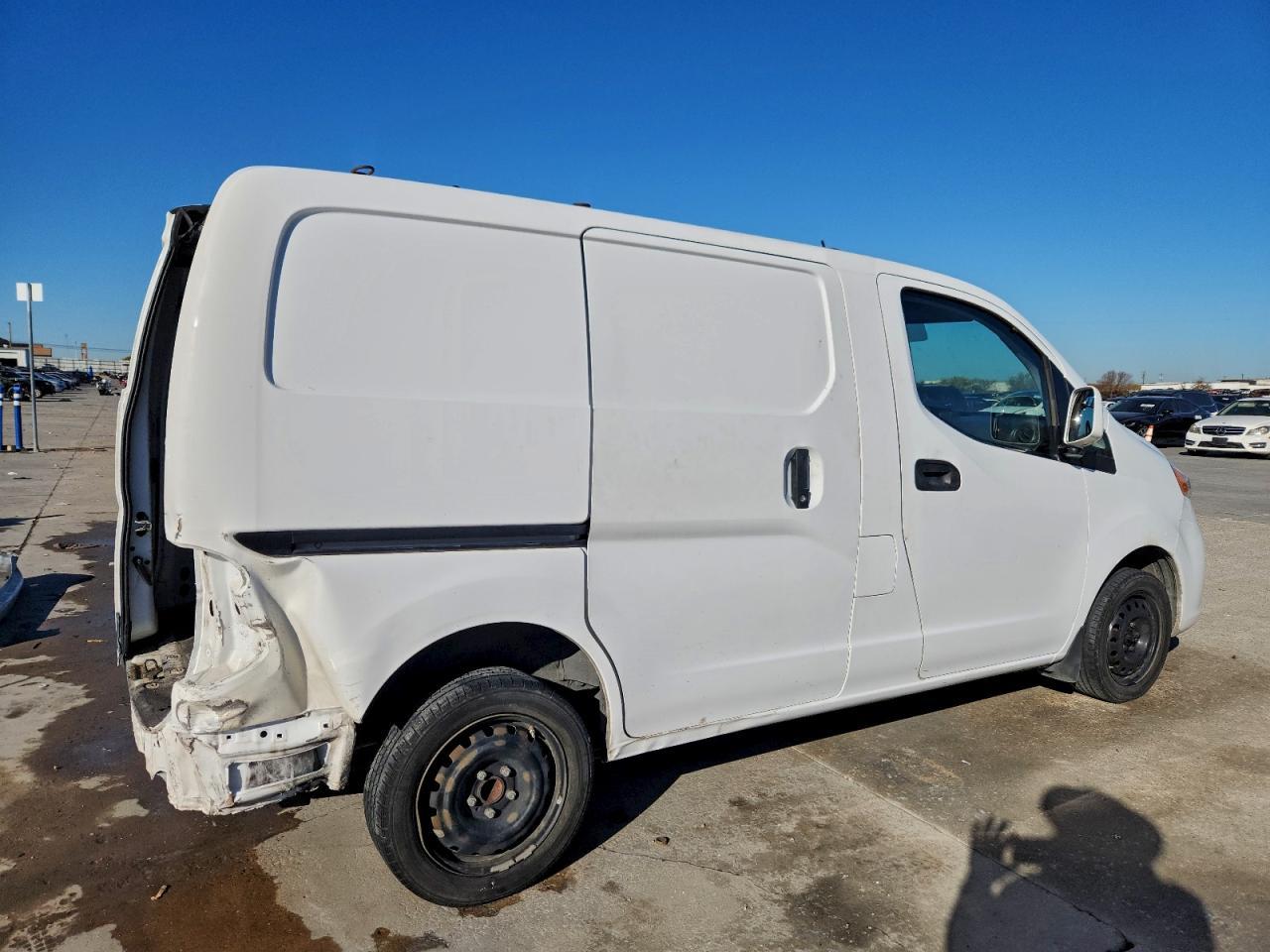 2017 Niss Nissan - Фото 3