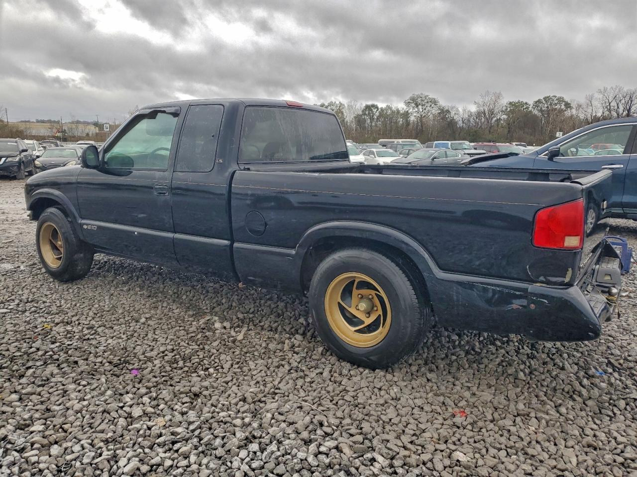 1997 Chevrolet S Truck S10 - Фото 2