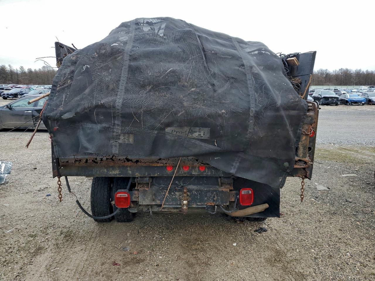 2000 Chevrolet Gmt-400 Dump Truck - Image 6