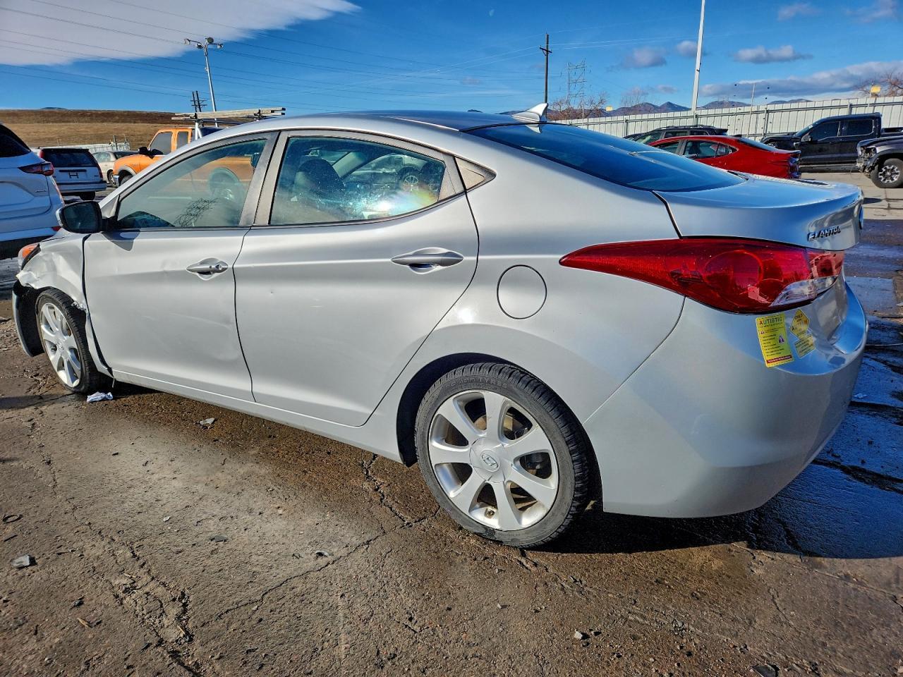 2013 Hyundai Elantra Gls - Фото 2