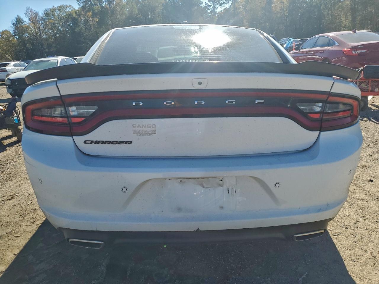 2019 Dodge Charger Sxt - Image 6