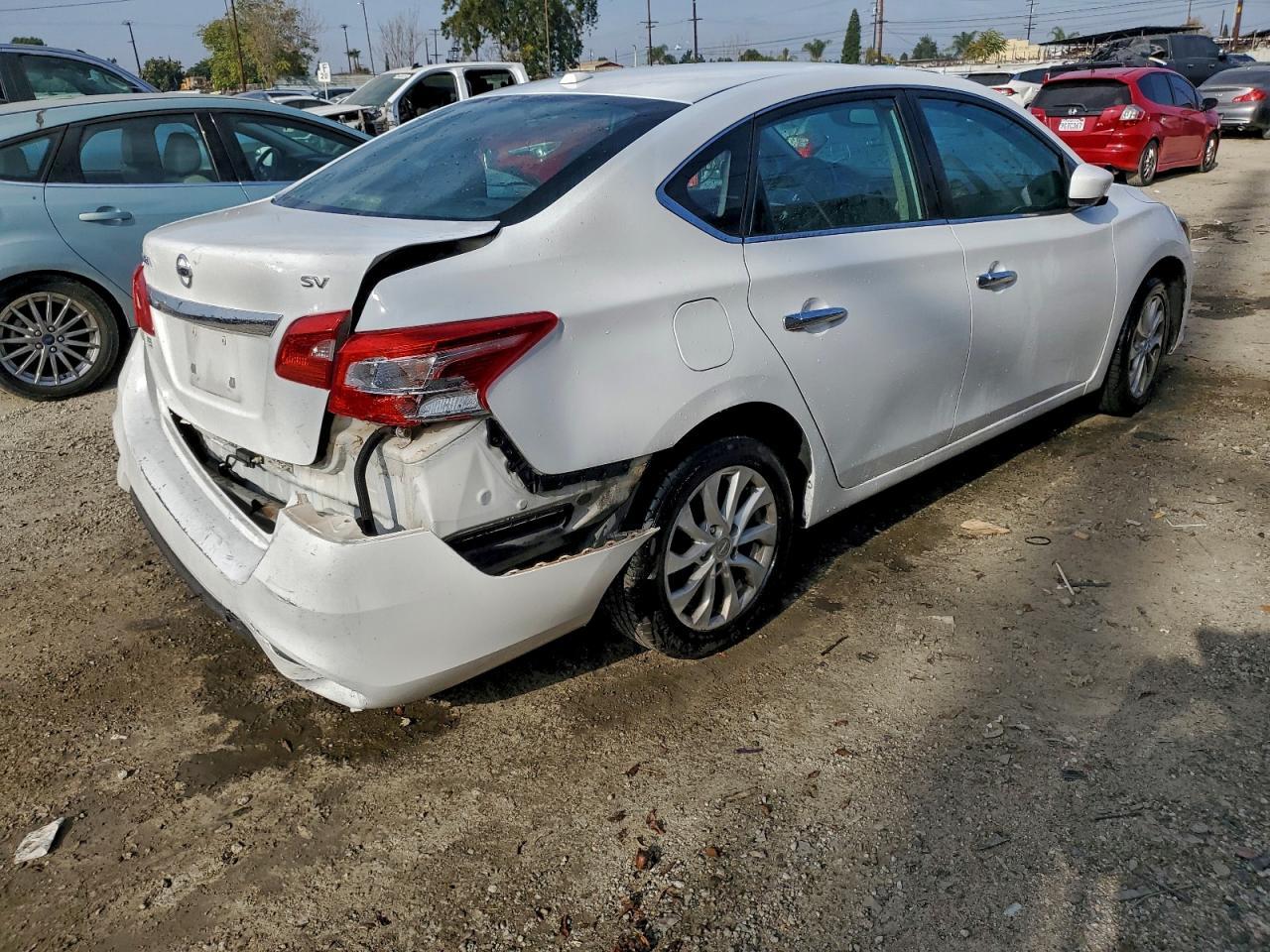 2019 Nissan Sentra S - Фото 3