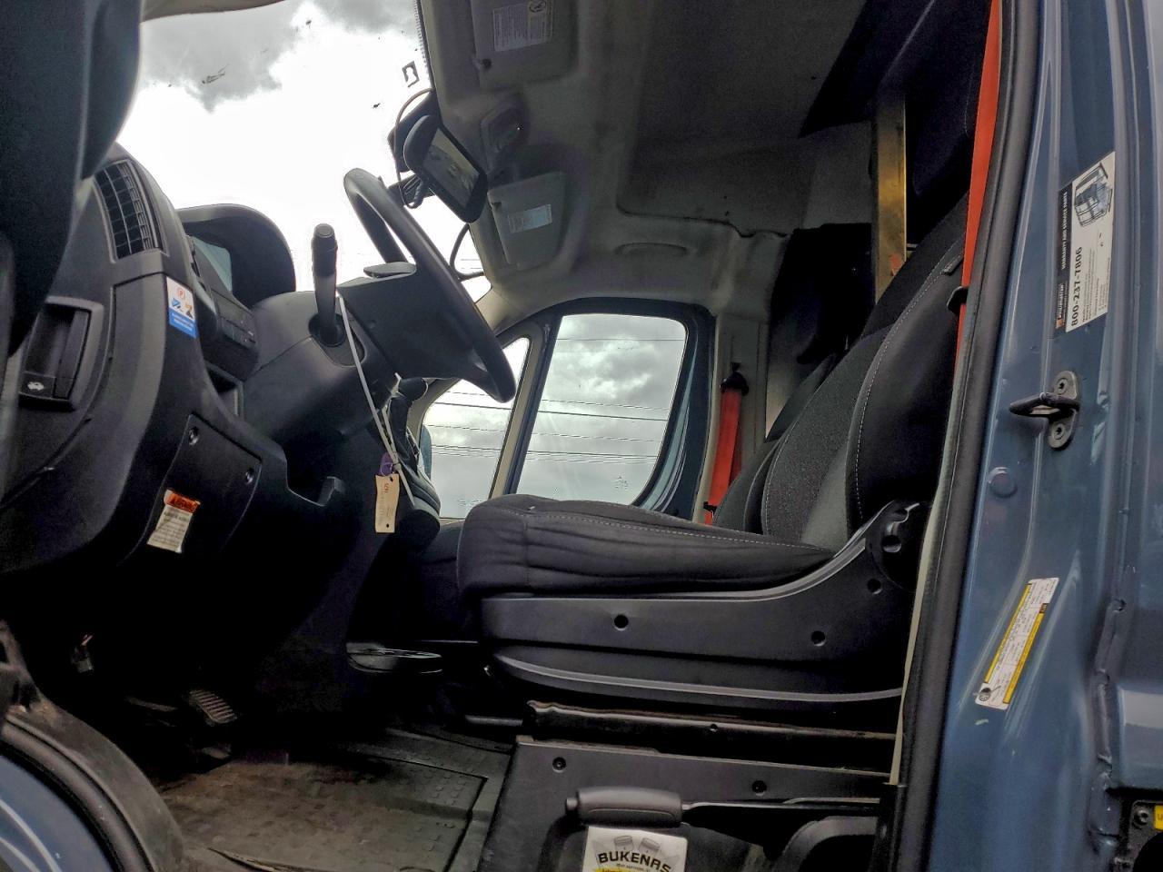 2020 Ram Promaster 3500 - Cargo Van ** Clean Title * Prior Fleet ** - Image 7