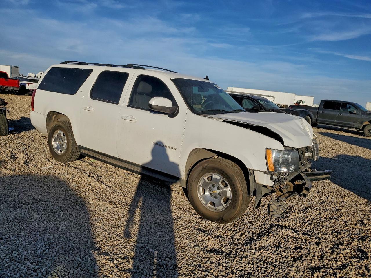 2014 Chevrolet Suburban C1500 Lt - Фото 4