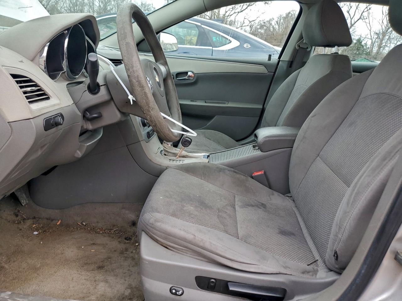 2012 Chevrolet Malibu Ls - Фото 7