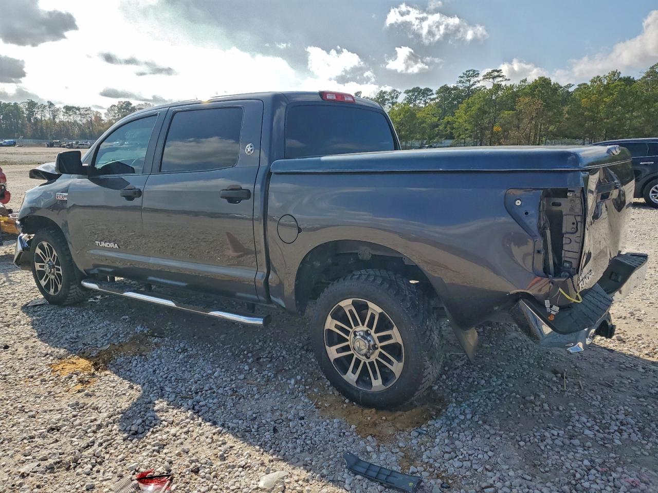 2012 Toyota Tundra Grade - Image 2