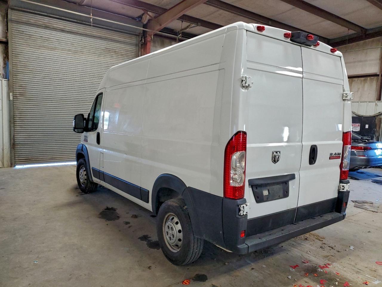 2019 Ram Promaster 2500 Delivery Van - Фото 2