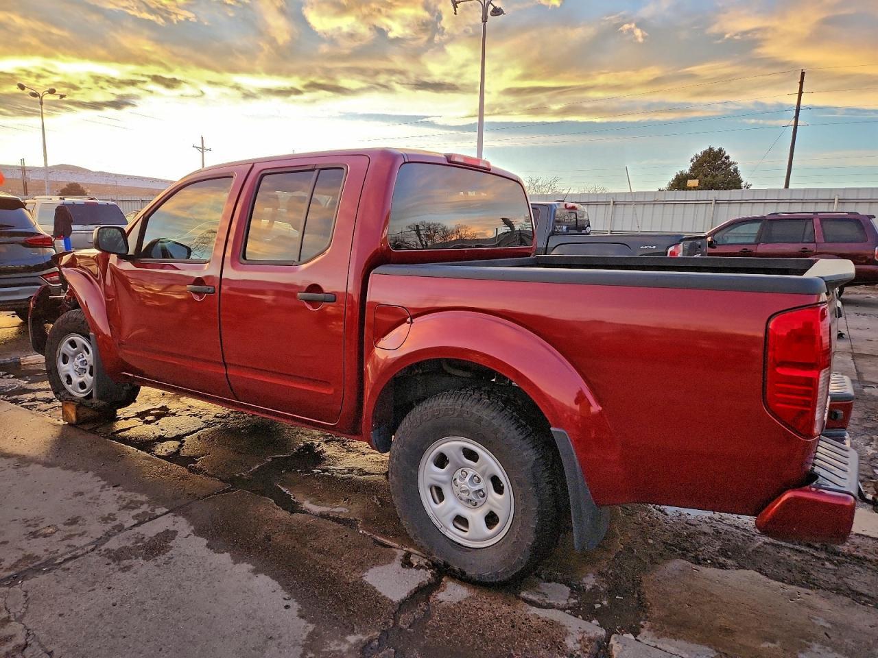 2018 Nissan Frontier S - Фото 2
