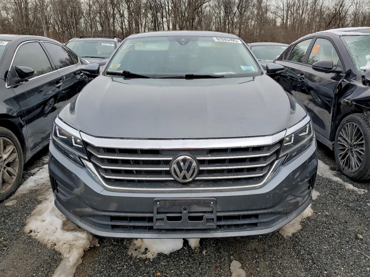2020 Volkswagen Passat Se - Image 5