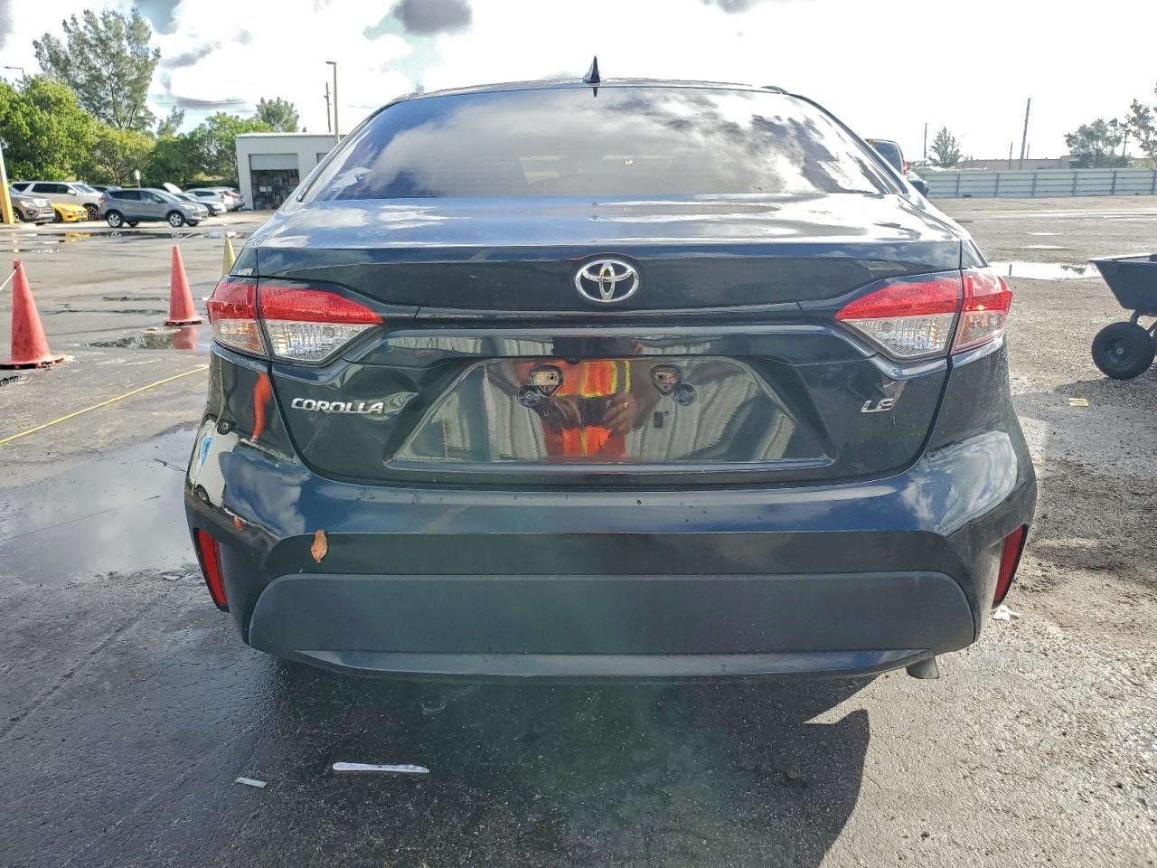 2020 Toyota Corolla Le - Фото 6