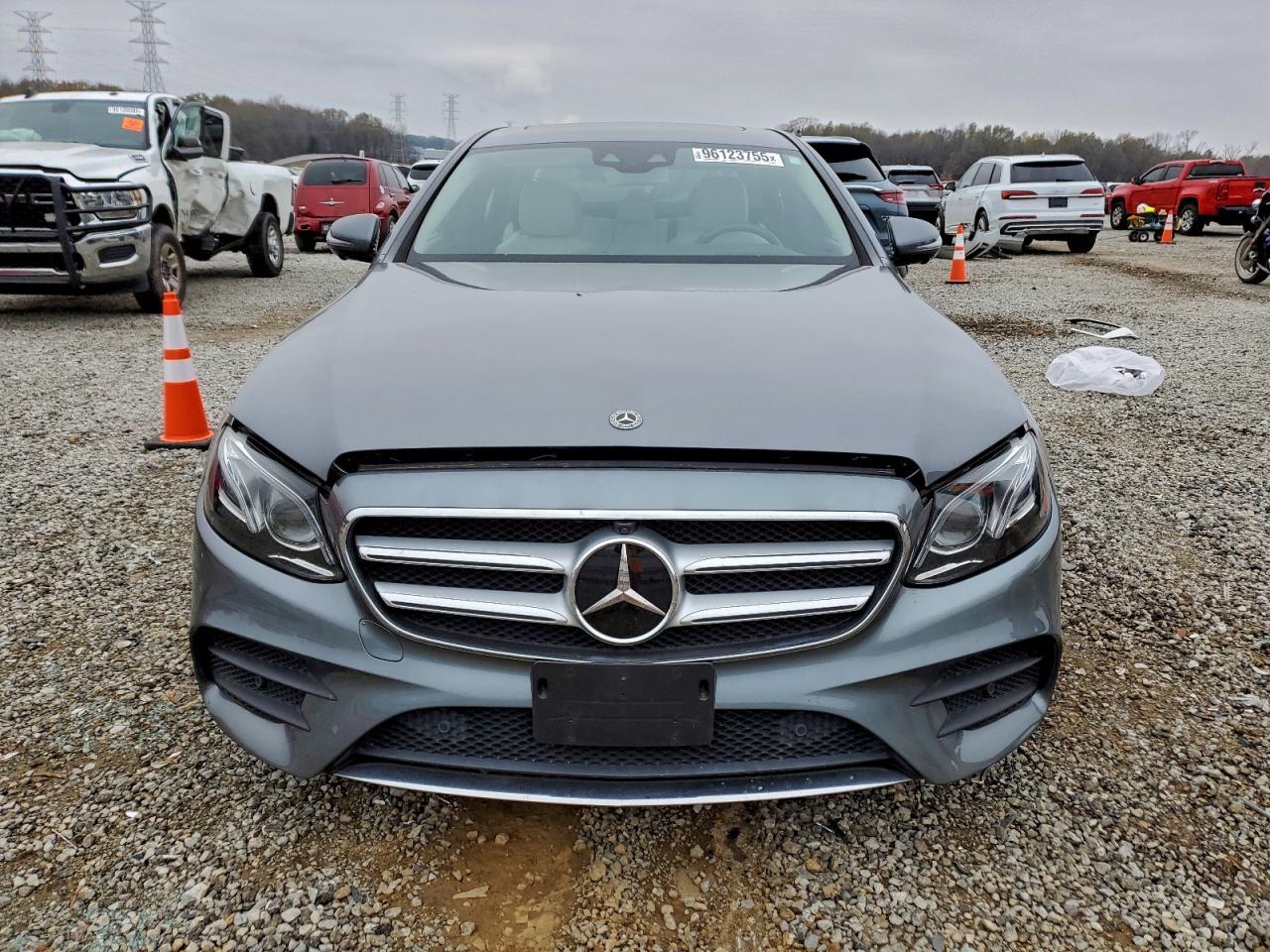 2018 Mercedes-Benz E 300 - Image 5