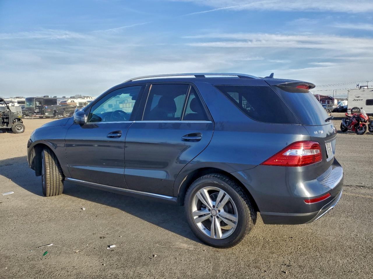 2015 Mercedes-Benz Ml 350 4Matic - Image 2
