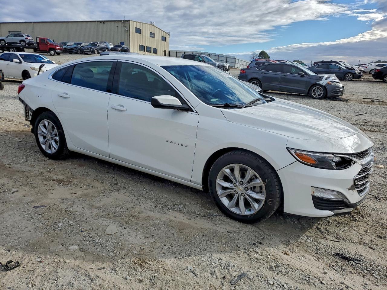 2023 Chevrolet Malibu Lt - Image 4