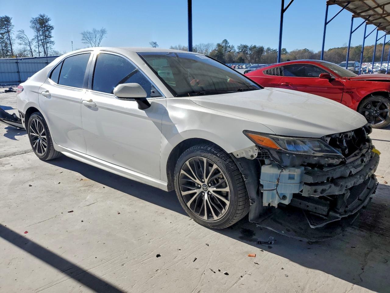 2018 Toyota Camry L - Фото 4