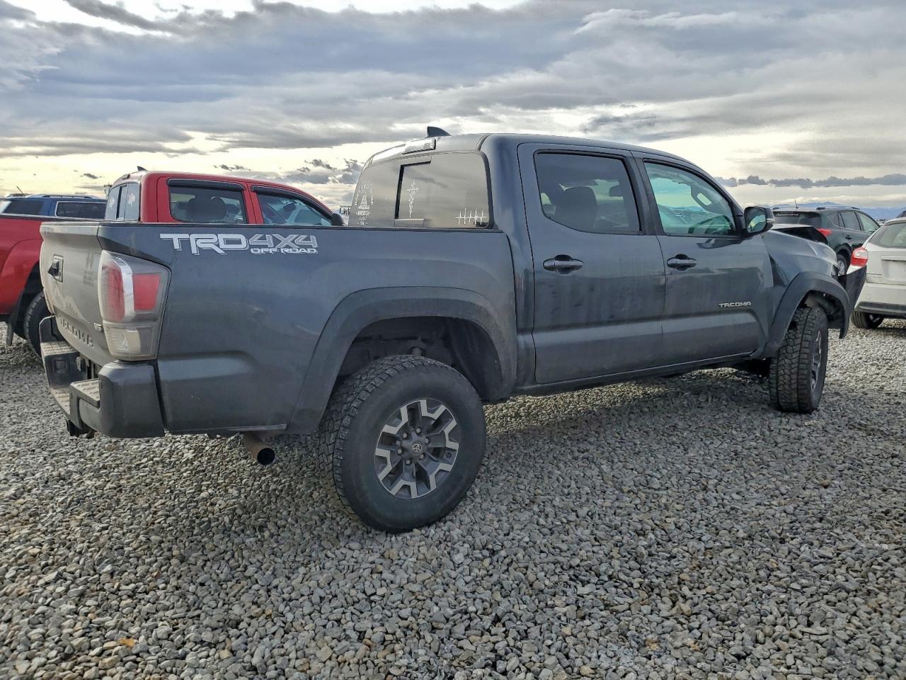 2021 Toyota Tacoma Double Cab - Фото 3
