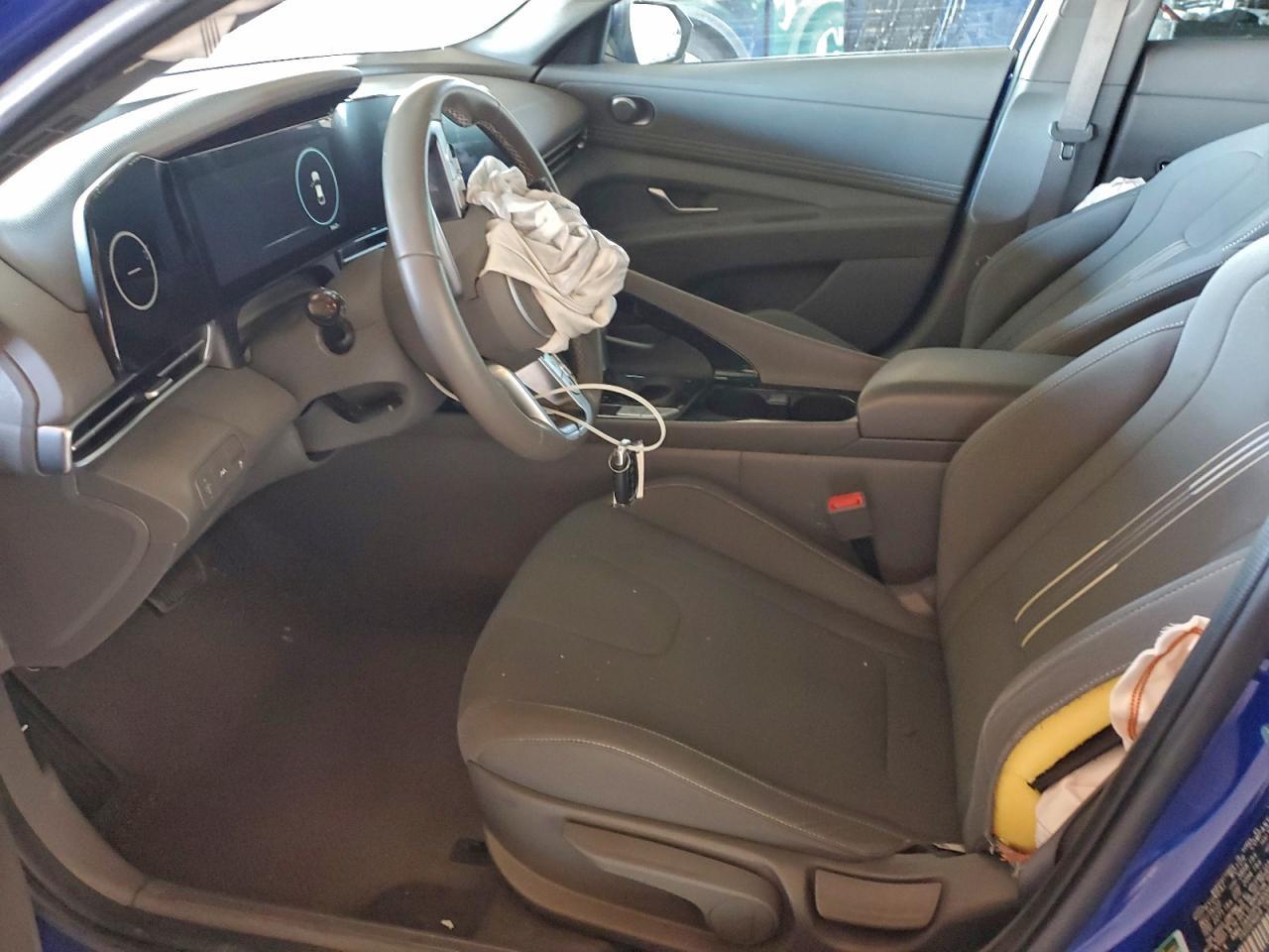 2023 Hyundai Elantra Sel - Image 7